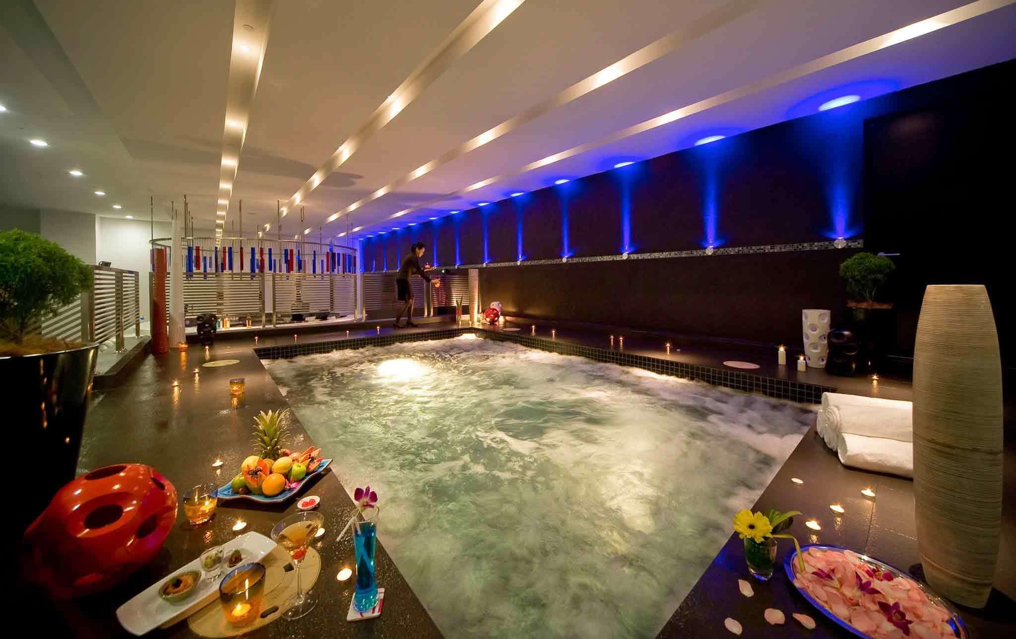 Pullman Hotel